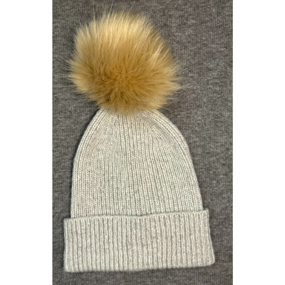 LOFT Beanie Hat Knit Faux Fur Pom Beige - New with Tags - Picture 2 of 7